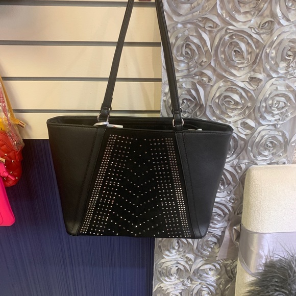 Purses - Picture 3 of 5